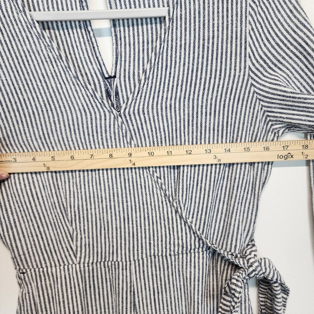 Old Navy Wide Leg Crop Jumpsuit Size S Striped Linen Blend Long Sleeve Tie Waist - Picture 10 of 15